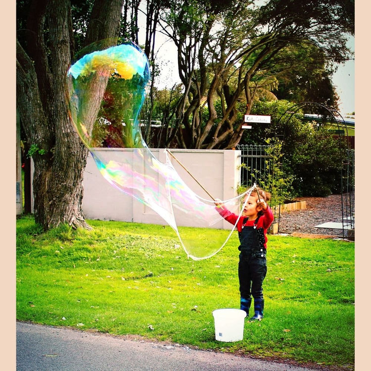 10L Giant Bubble Concentrate + Giant Bubble Wand - Giant Bubbles by Tinka - Tinka Giant Bubbles