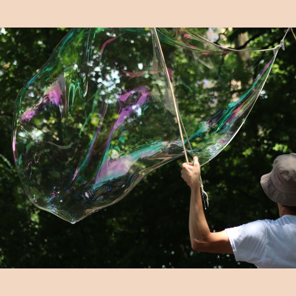 Pour ‘n Play Giant Bubble Kit - Giant Bubbles by Tinka - Tinka Giant Bubbles